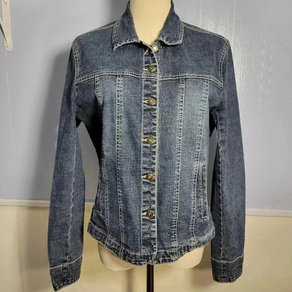 AMI Medium Faded Dark Wash Classic Full Button Up Long Sleeve Denim Jean Jacket - Picture 1 of 10